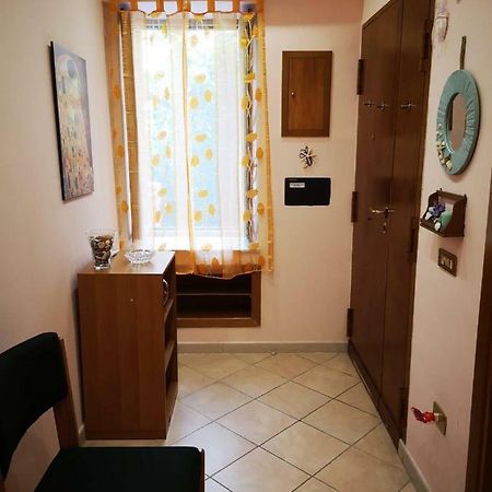 Charming Vomero Apartamento Nápoles Exterior foto